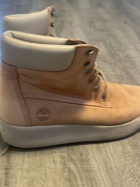 Timberland Beige Leather Padded-Collar High-Top Boots